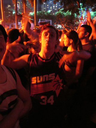 Illustration for article titled Tripping Basketballs: Hoopsters Are Alive And Well At The Ultra Music Festival